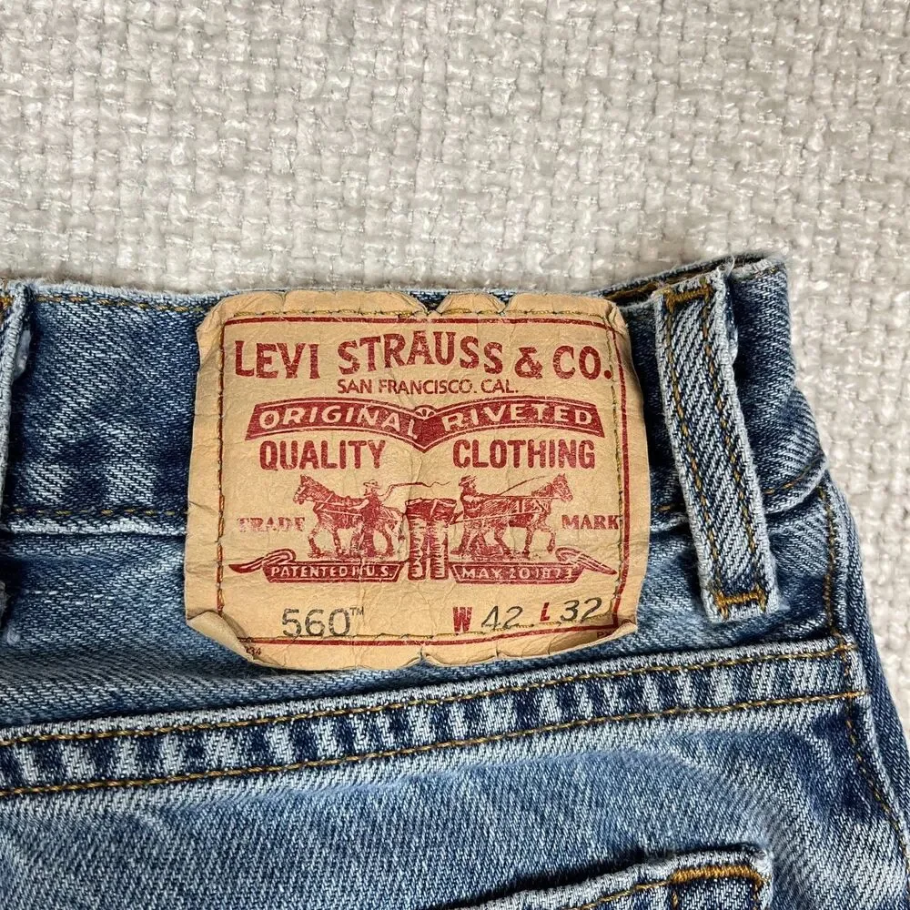 Levi's 560 Jeans Comfort Fit Men's 42x32 (Actual 41x30) Blue Denim